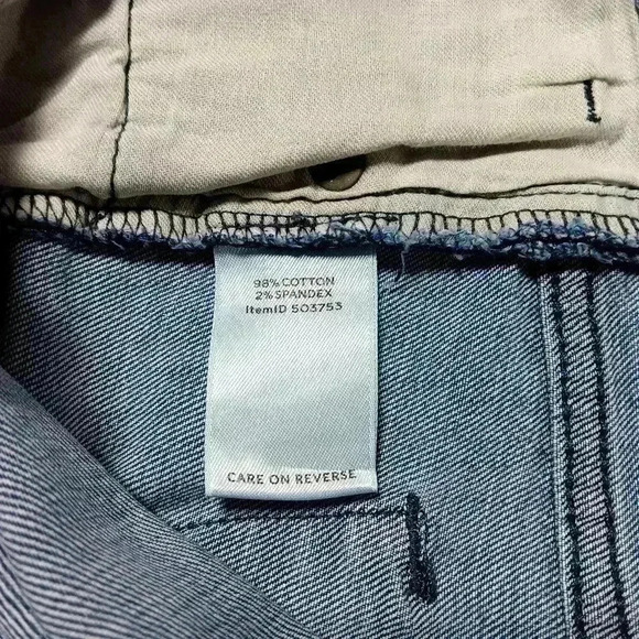 LL Bean Signature crop jeans.  Ladies size 8 - Picture 5 of 9